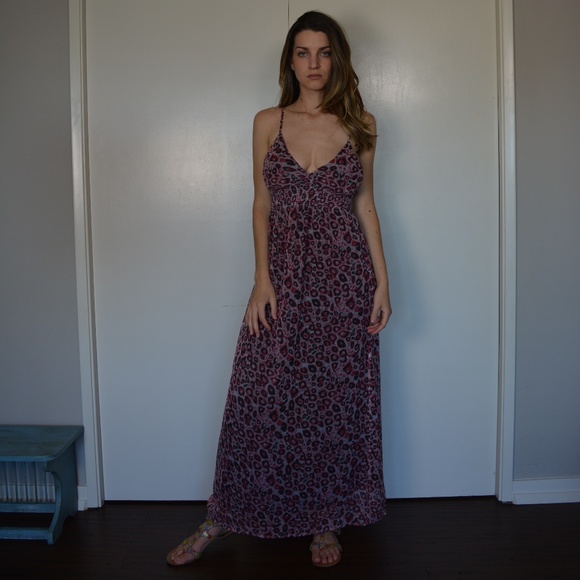Dress - Picture 1 of 4
